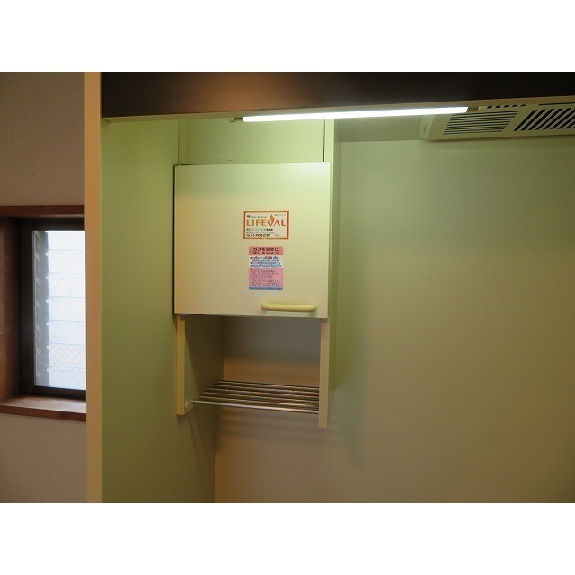 ＨＥＩＭ　ＭＩＹＡＣＨＩⅡ0201号室 上部収納棚