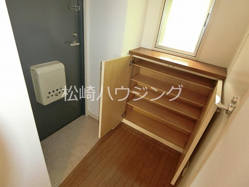OHNO HOUSE1階 玄関