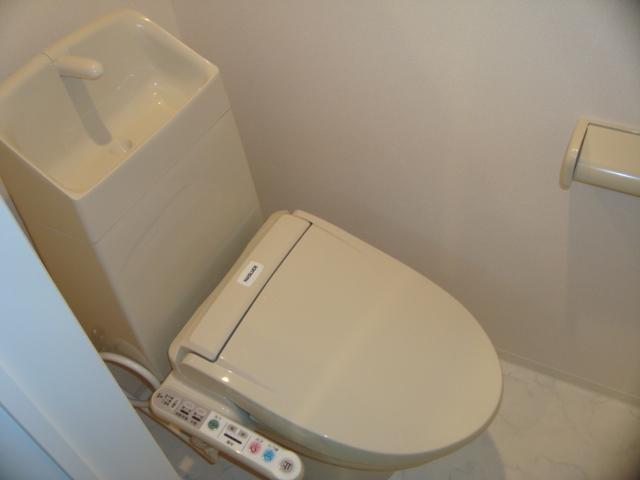 Ｇａｒｄｅｎ 楓 シャワー付トイレ