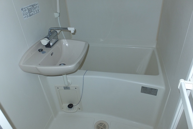 レオパレスオリーブ 内観