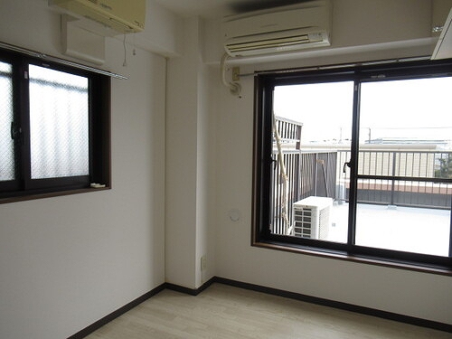 ライオンズマンション藤沢湘南台壱番館5階 洋室