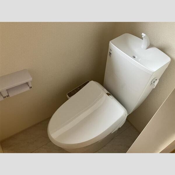 マイホームネクスト所沢中富　5号棟 トイレ