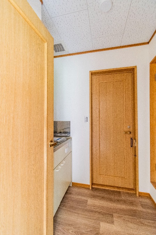 ガーデン三ケ島 内観