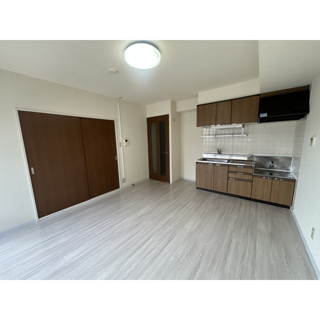 グランパレス小熊102号室 リビング