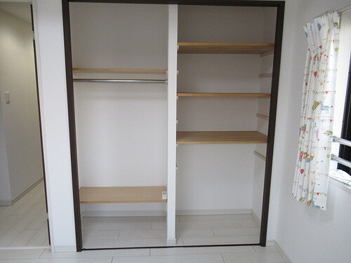 ナイスアーバン武蔵浦和3階 洋室収納