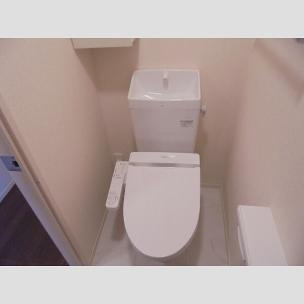 アルペジオ 201号室　トイレ