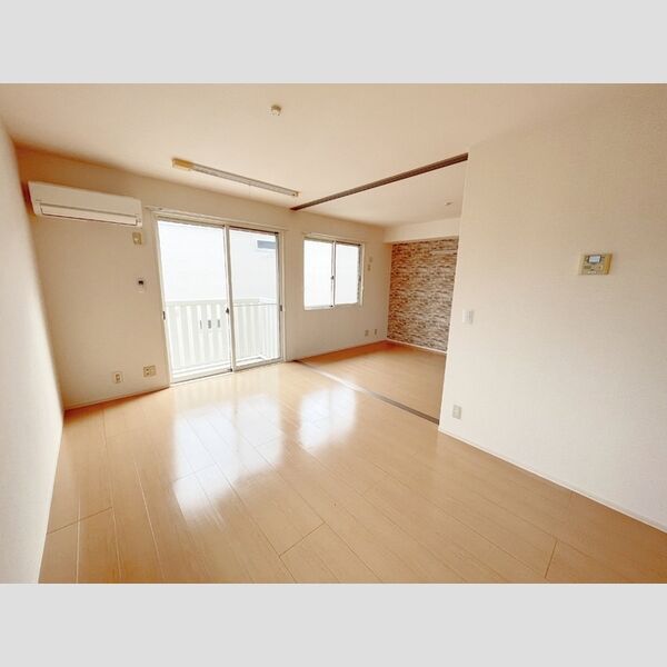 サニーハウス　B LDK