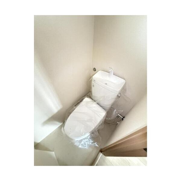 広尾ハイツ707号室 トイレ