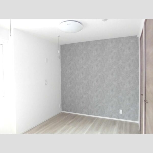 プレジール202号室 洋室