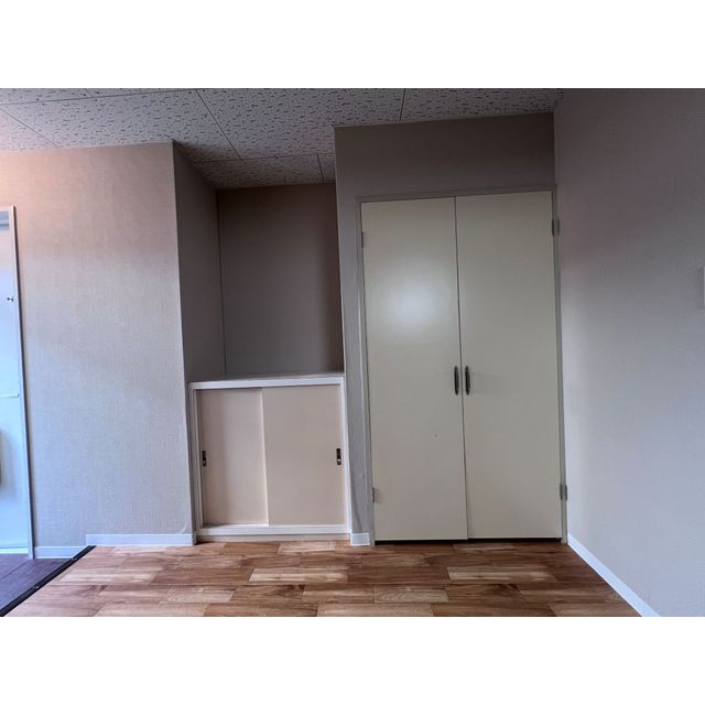 メゾン･ワールド103号室 収納豊富