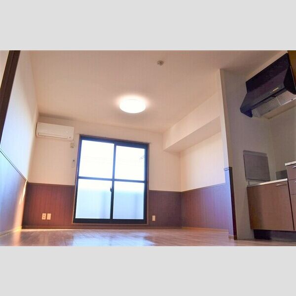 フォンティーヌ国分寺台 リビングダイニング