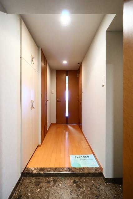 デュオ・スカーラ中野坂上 玄関