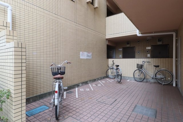 ベルサイユ池上第３3階 駐輪場