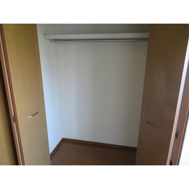 ＹＡＹＯＩ　ＣＯＵＲＴ0706号室 クローゼット