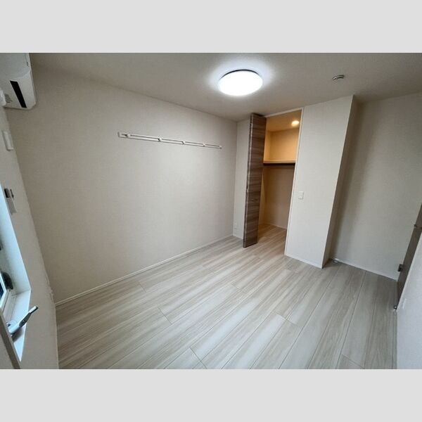 グランフォレストⅢ105号室 洋室