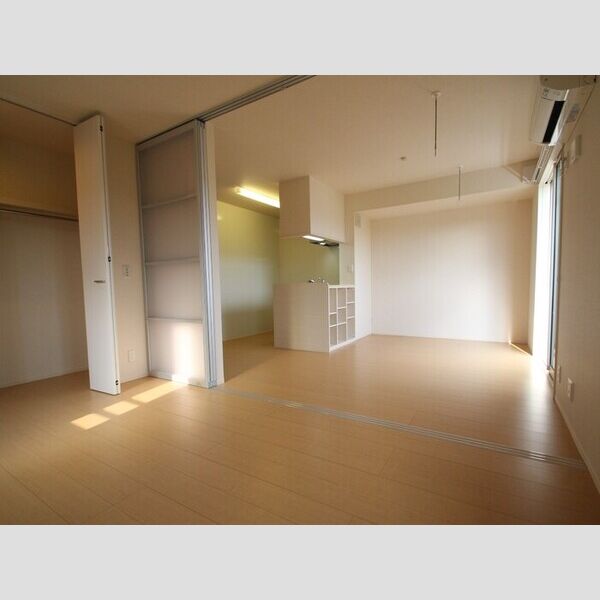 プランドール　A棟 リビング