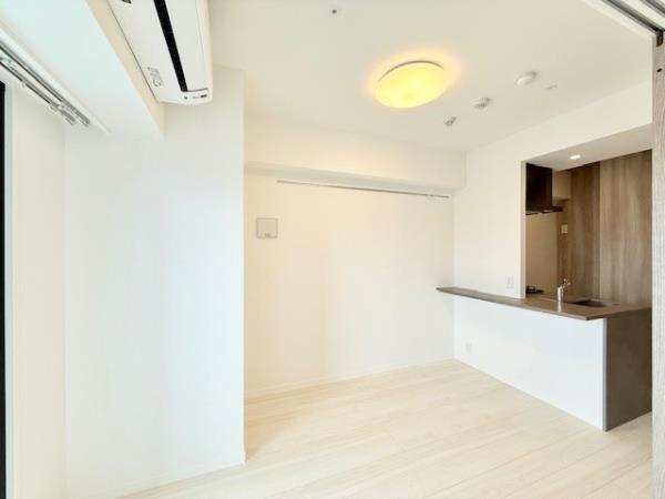アジールコート町屋13階 リビング