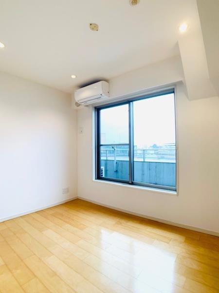 アパートメンツ東山 リビング