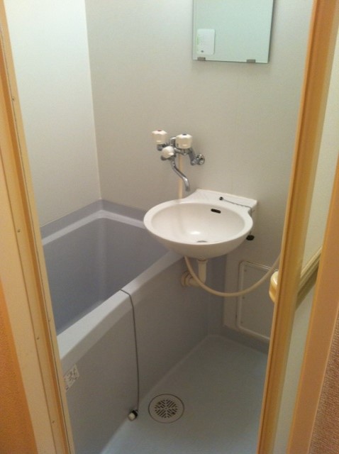 レオパレスタカオ お風呂