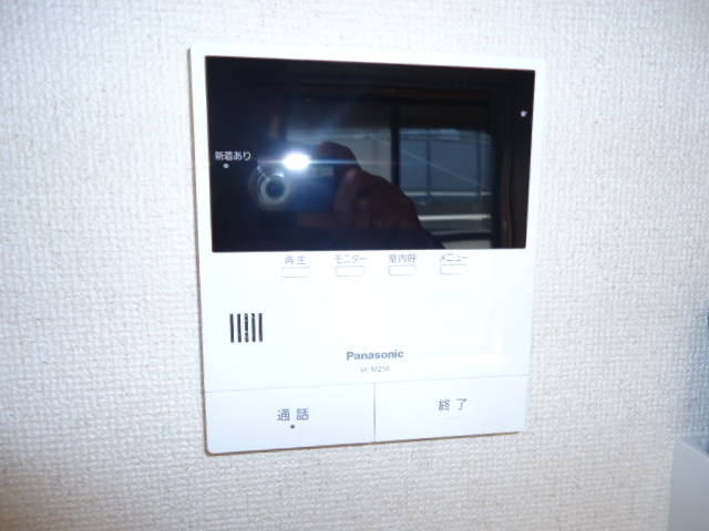 シュンライハイツ0202号室 嬉しいモニターホン
