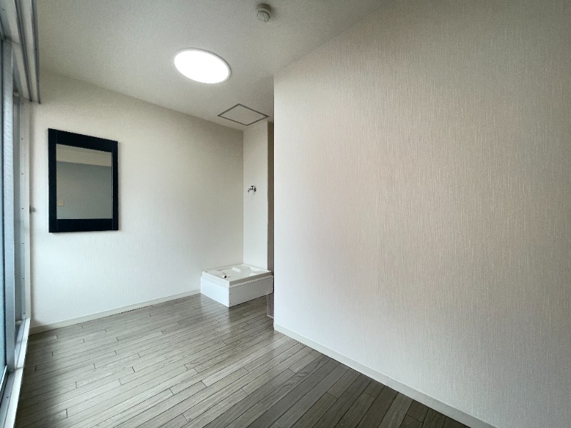 オーク・ビル4階 玄関