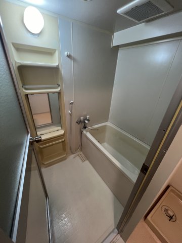 ＴＯＭＩＫＵＲＡ－Ⅲ0305号室 お風呂