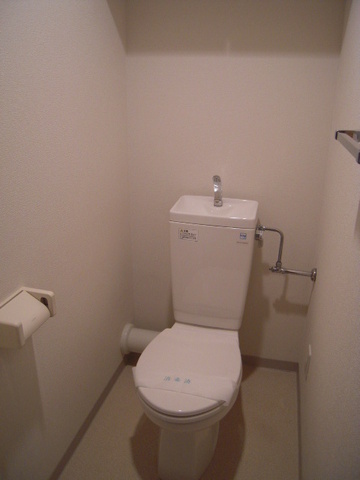 グランディスタ菊名0305号室 トイレ