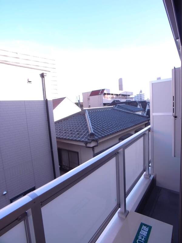リブリ・ウィスタリアⅡ バルコニー