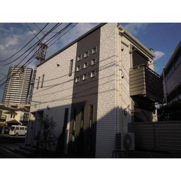 ジュネス烏山201号室 外観