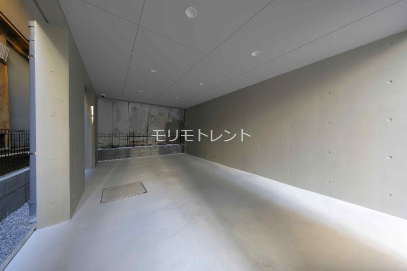 アトリオフラッツ湯島5階 駐輪場