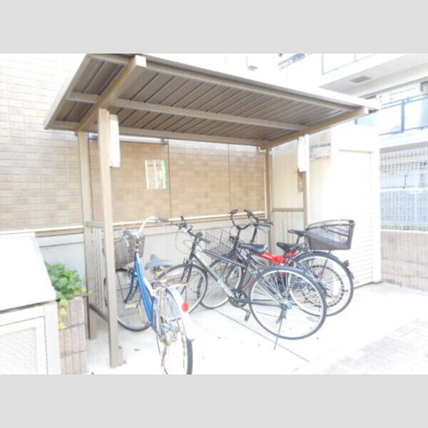 グランシャリオ妙典 駐輪場