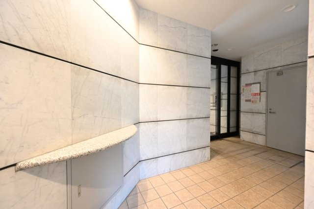 ＹＯＮＥＤＡＹＡビル5階 ロビー