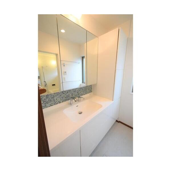 杉並区南荻窪1丁目戸建て1号室 洗面