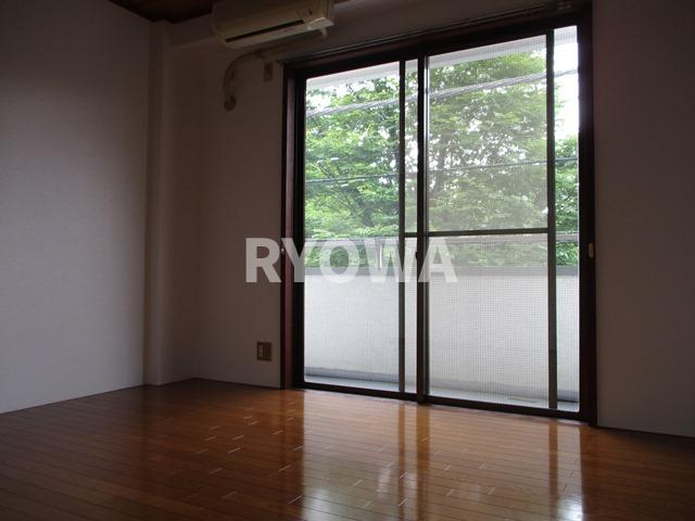 ルナパークＡ 掲載の写真は退去前の写真となります。