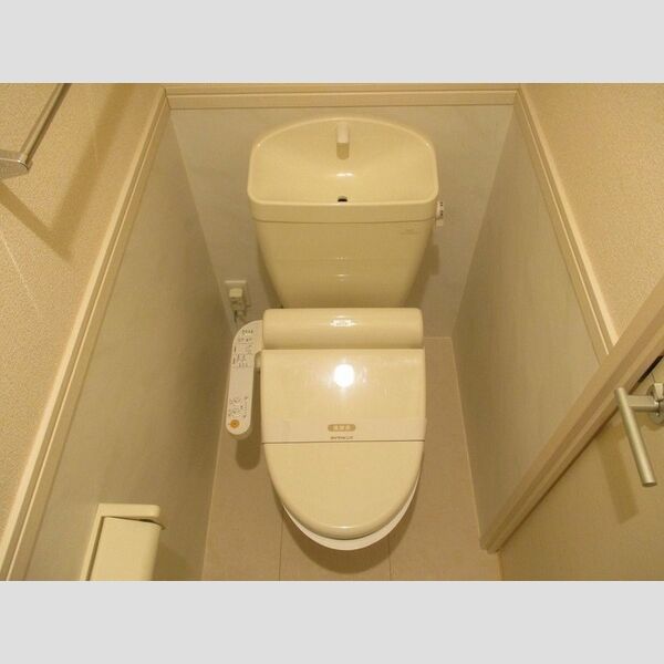 Castle 温水洗浄暖房便座