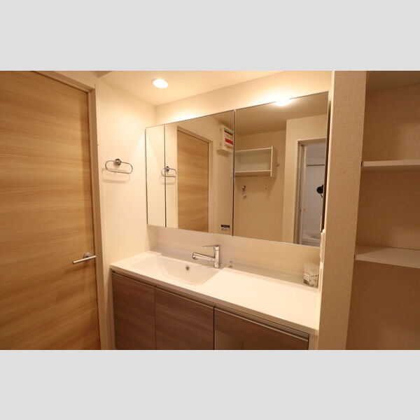 ポテトドゥーエ 洗髪洗面化粧台