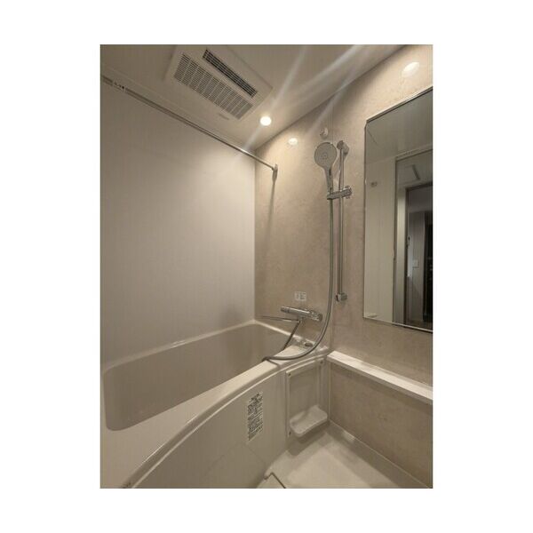The　Residence　Ichigayadaimachi303号室 お風呂