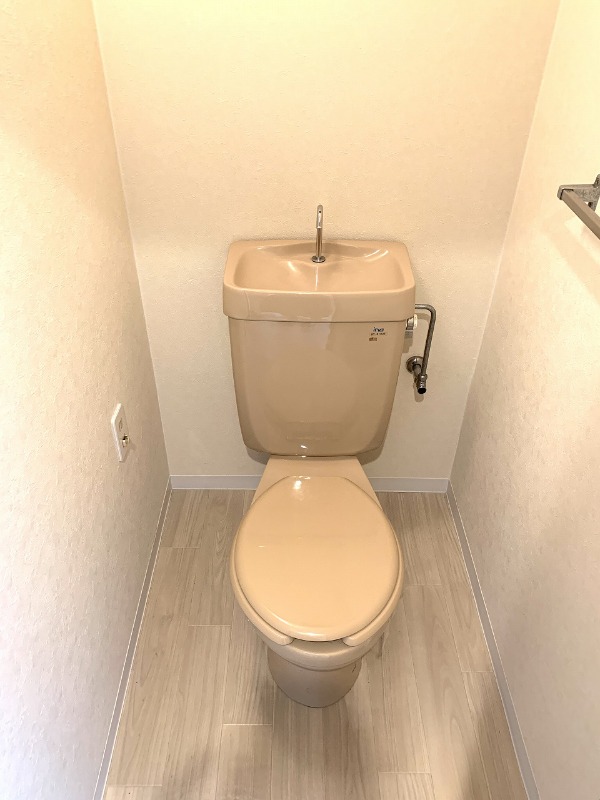 阿部南葛西第１マンション(E-046) トイレ