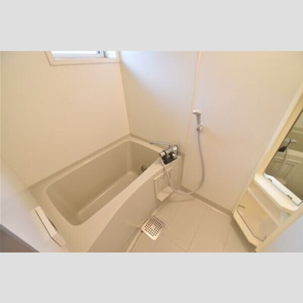 リバーストーン　A バス