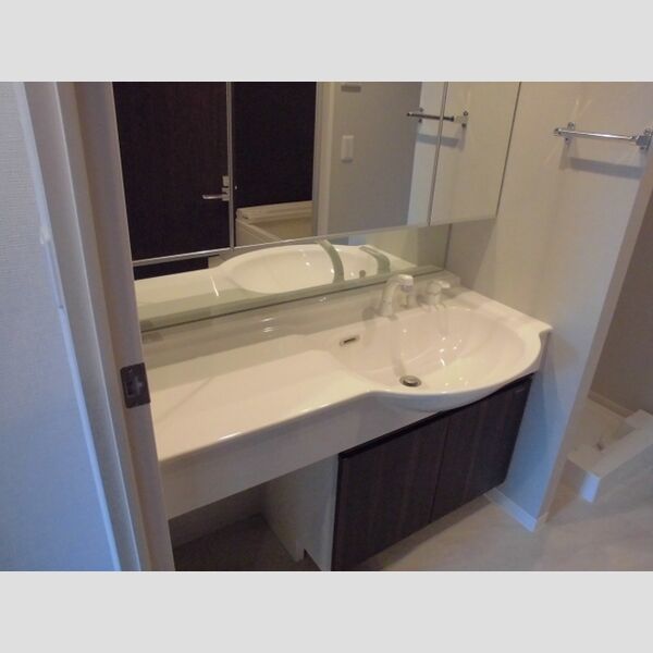 ポラリス菊川605号室 洗面化粧台