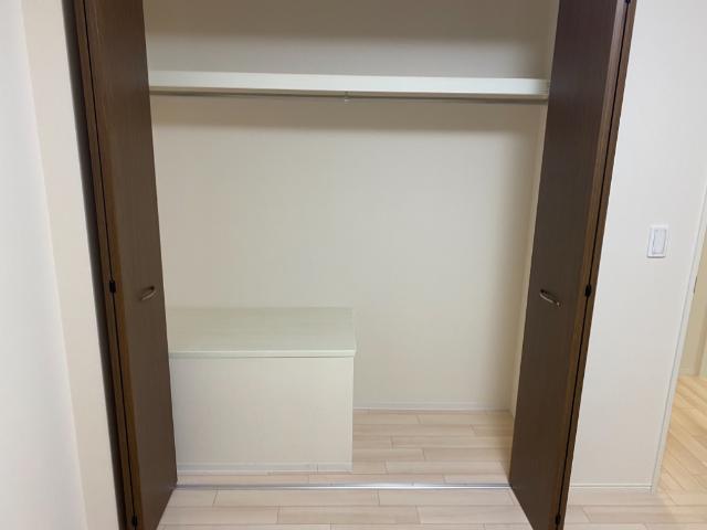 Jour de floraison H（ジュール　ド　フロレゾン　Ｈ）209号室 クローゼット（イメージ）