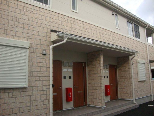 ラ・ジヴェルニー 外観写真（昼）