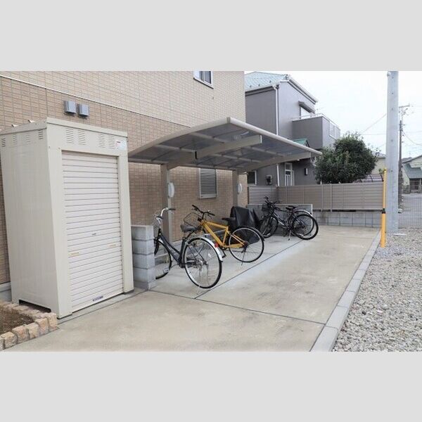 Lien101号室 駐輪場