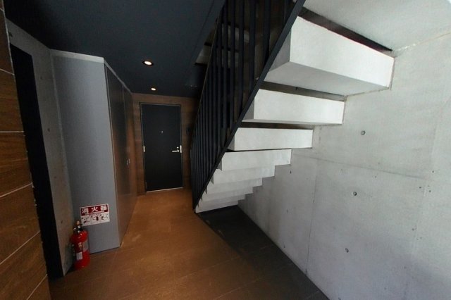 プロト西小山103号室 エントランス