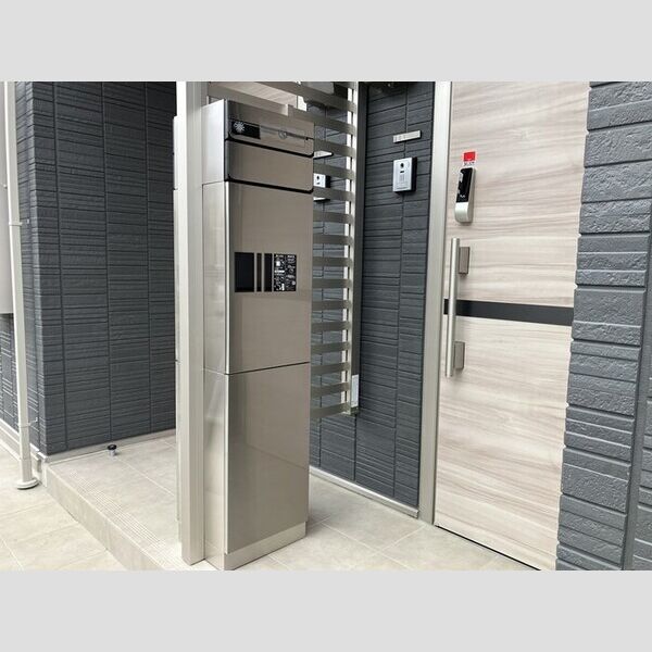 フォレストウッド　B棟201号室 宅配ボックス