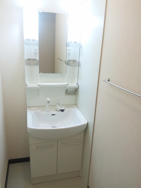 レオネクストタウンコート羽生Ｍ102号室 内観