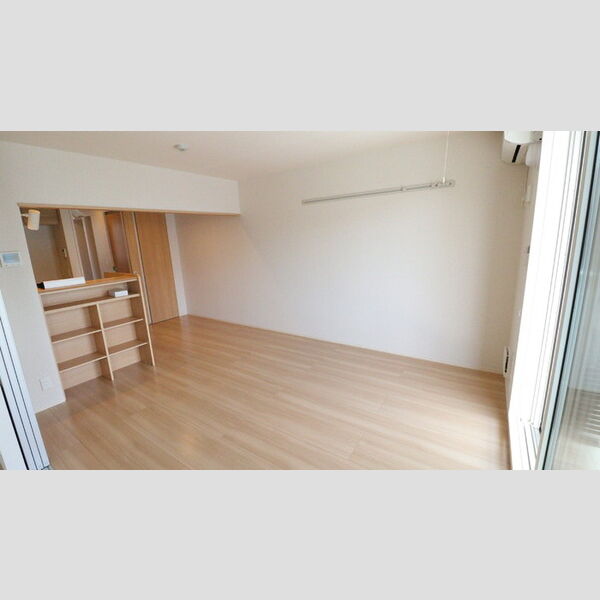 ベルテ203号室 リビング