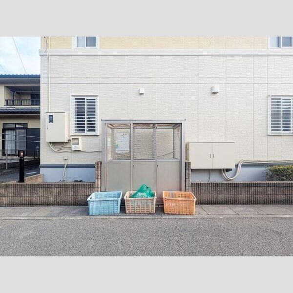 ラークス 周辺