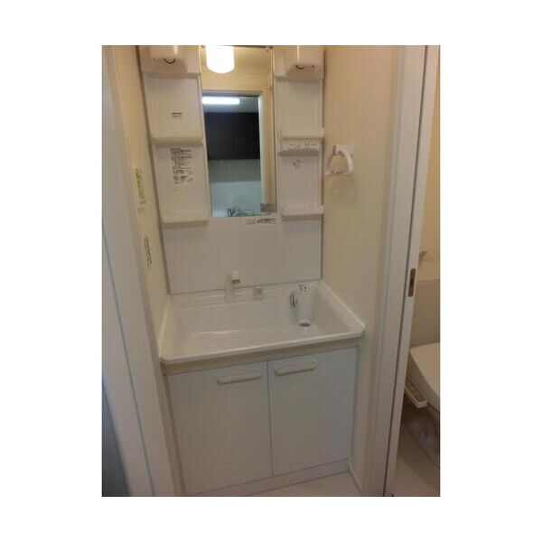 プランドール東雪谷205号室 洗面