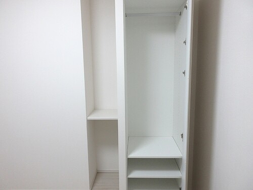 津田沼　ザ・タワー 収納　内装前